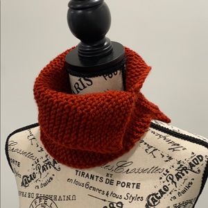 Hand-knitted Neck Warmer